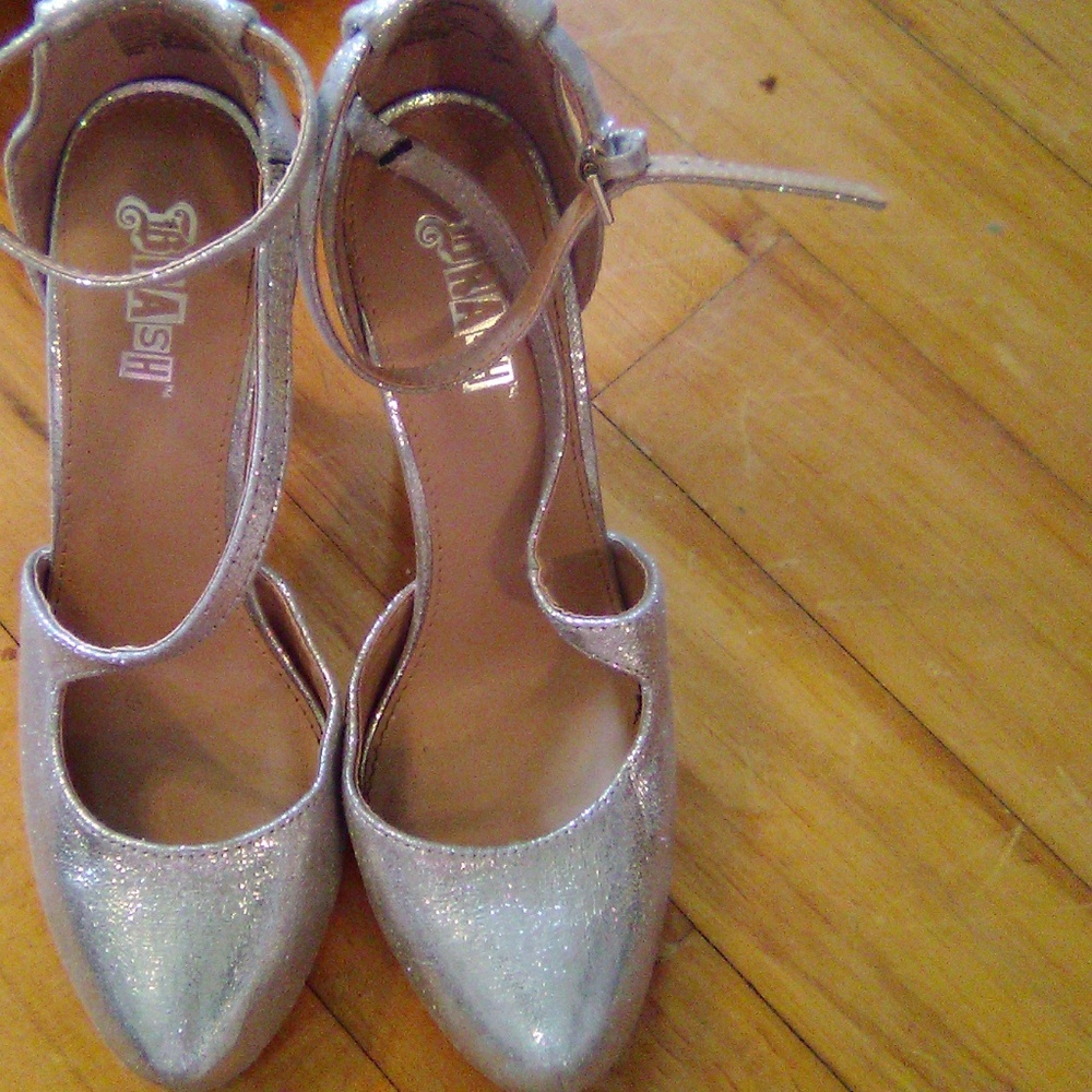 Heels wore once for wedding